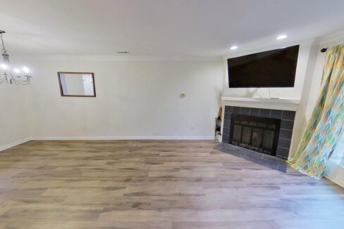 1608-Township-Circle-Raleigh-NC-27609-10