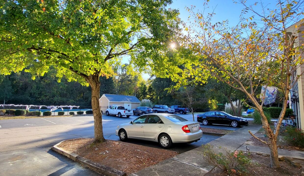 1608-Township-Circle-Raleigh-NC-27609-11