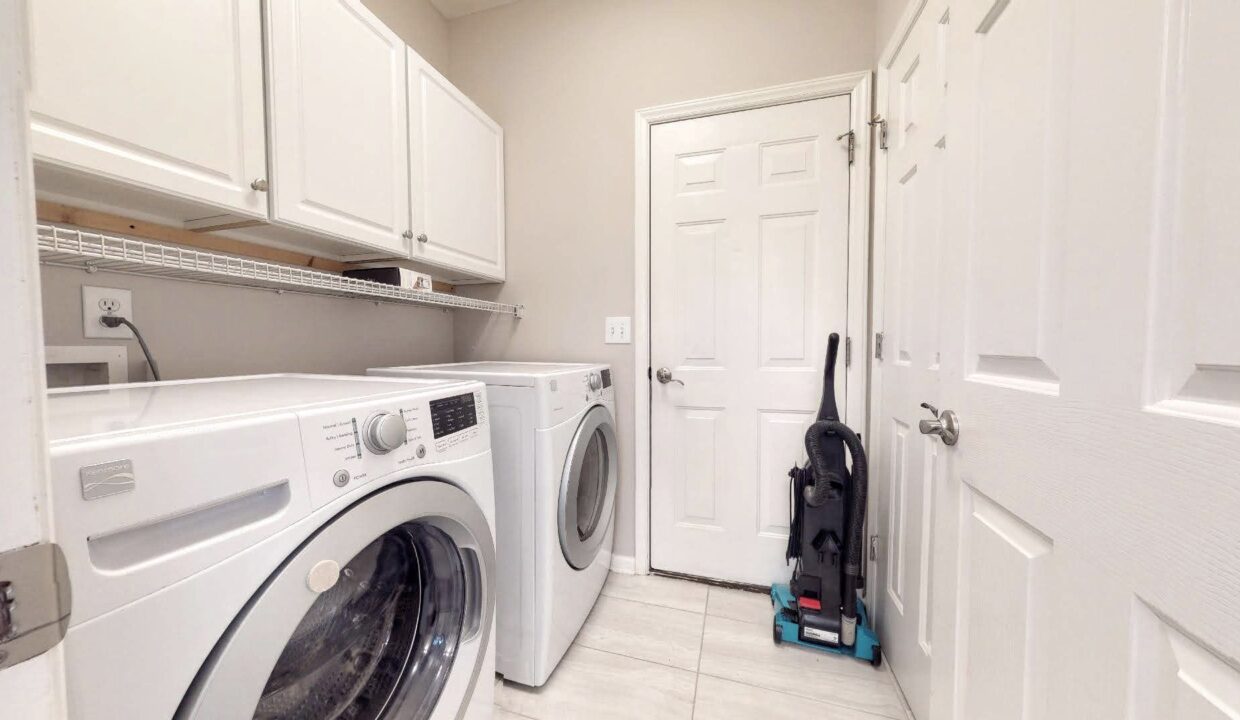 2216-Spruce-Shadows-Ln-Raleigh-NC-27614-32