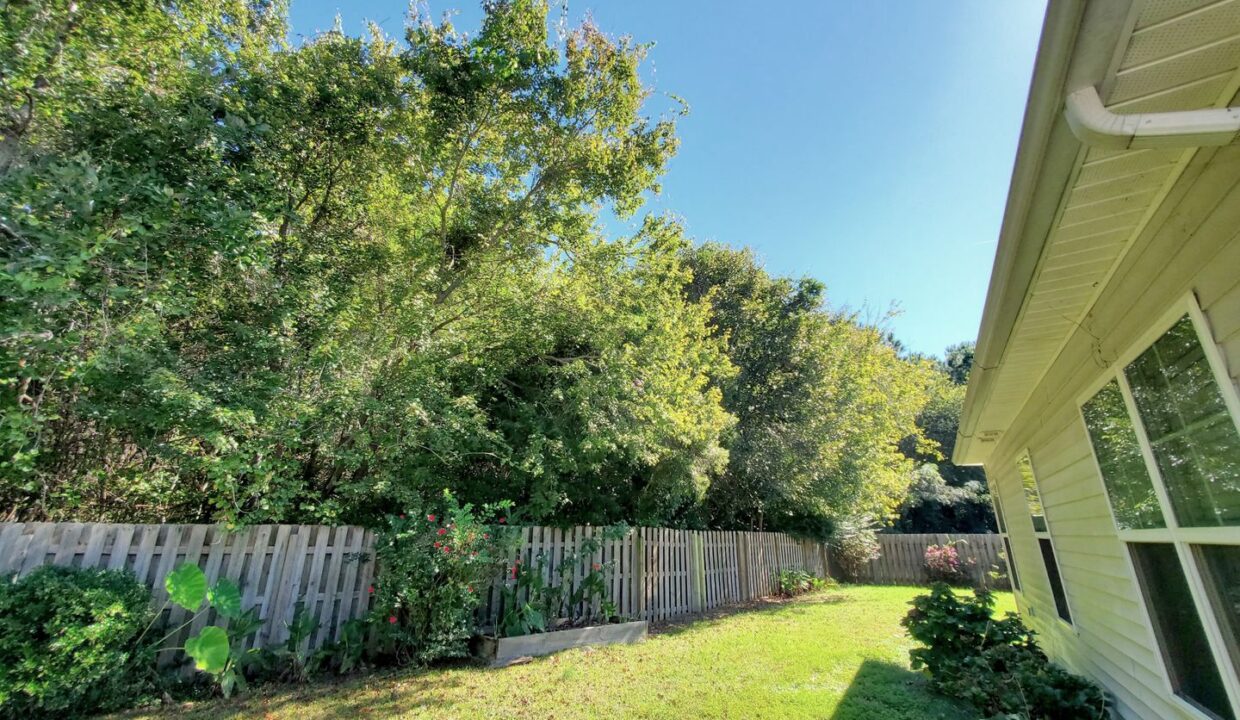 2419-Red-Maple-Circle-Leland-NC-28451-24