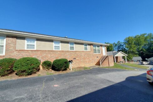3-Balfer-Ct-Greenville-SC-29615-11