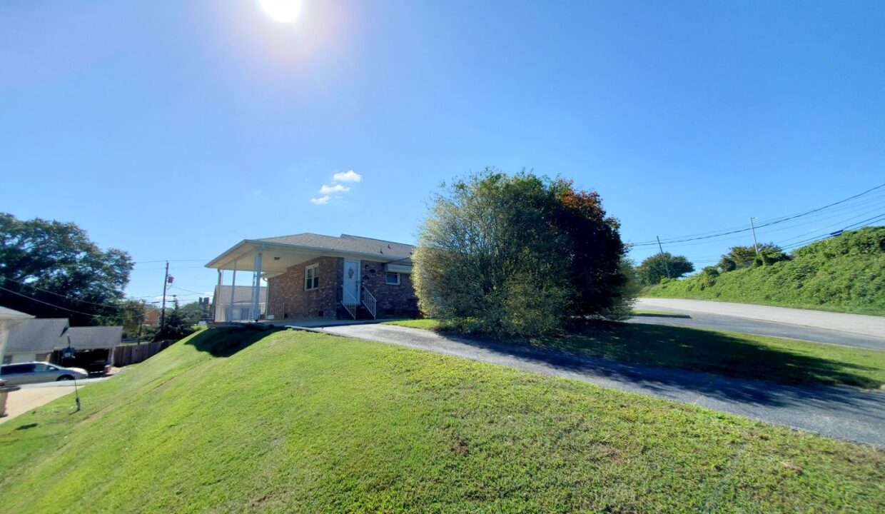 3-Balfer-Ct-Greenville-SC-29615-22