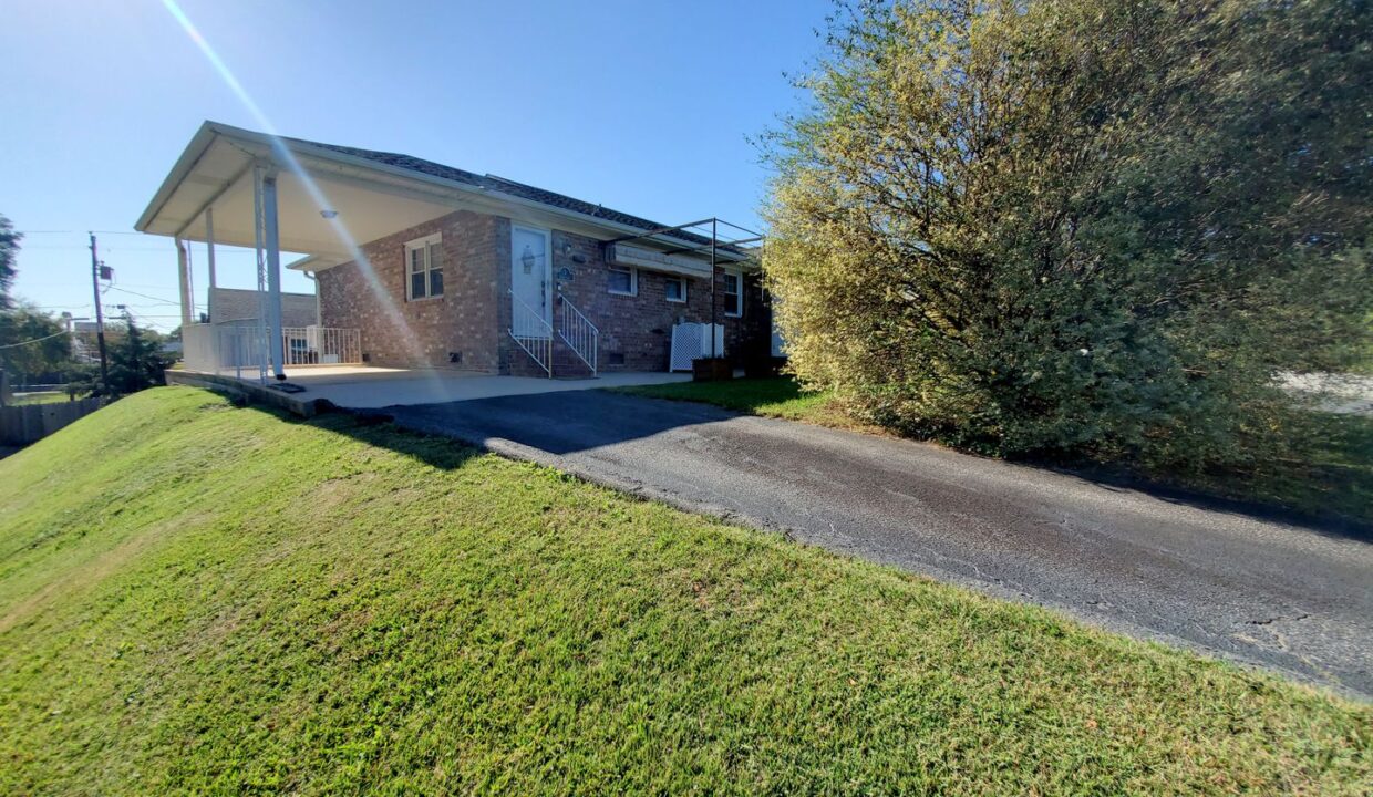 3-Balfer-Ct-Greenville-SC-29615-3