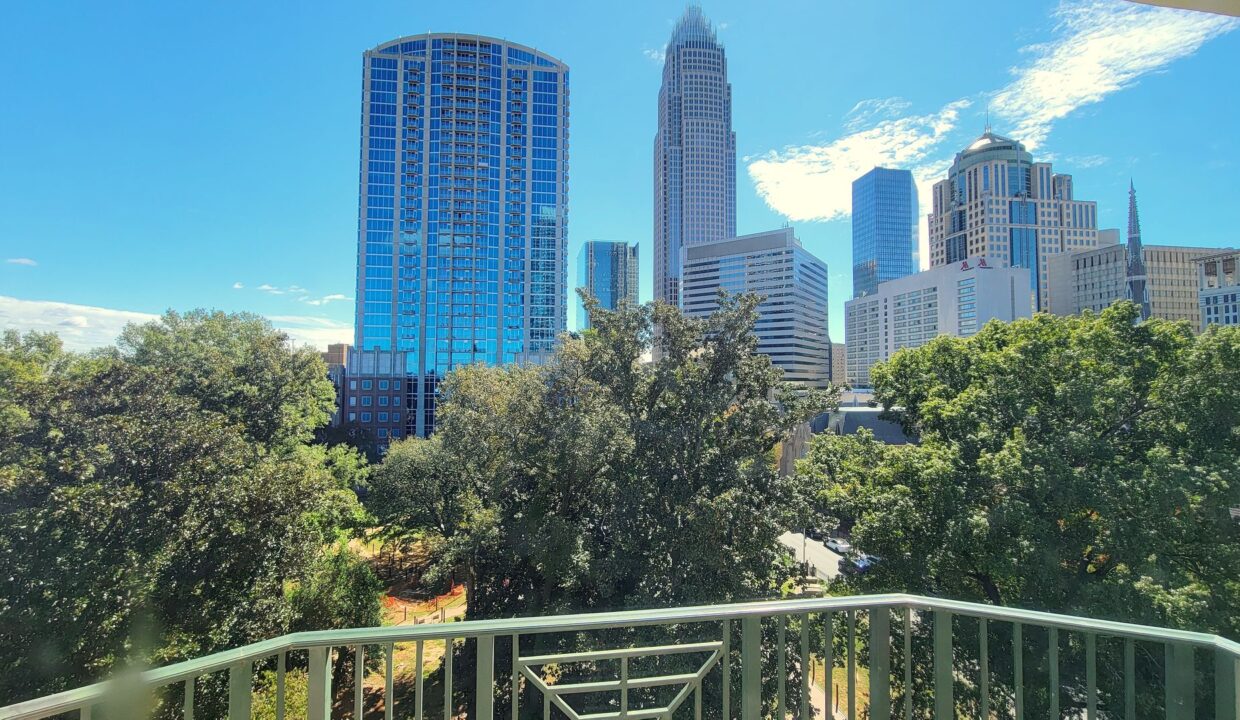 300-W-5th-St-809-Charlotte-NC-28202-10