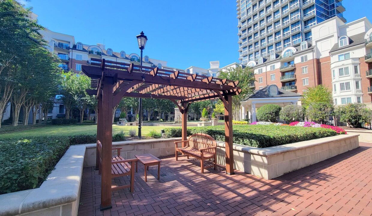 300-W-5th-St-809-Charlotte-NC-28202-15