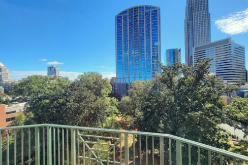 300-W-5th-St-809-Charlotte-NC-28202-20