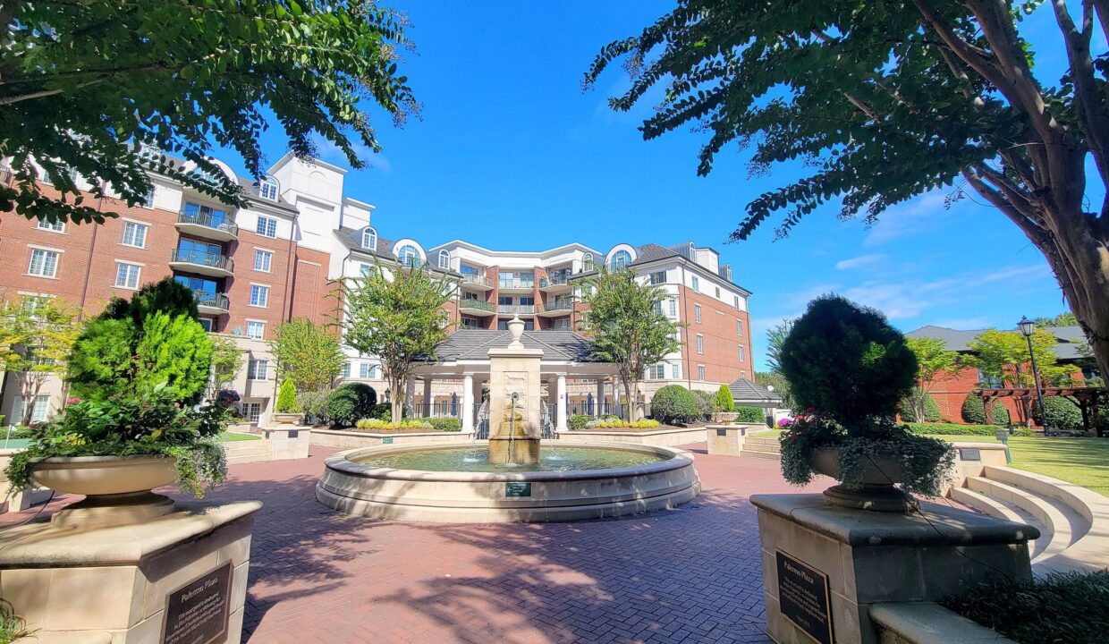 300-W-5th-St-809-Charlotte-NC-28202-8