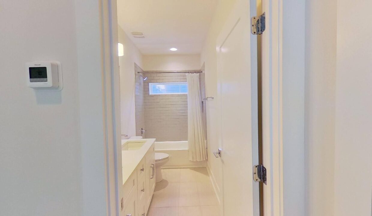 3434-Craig-Ave-Charlotte-NC-28211-29