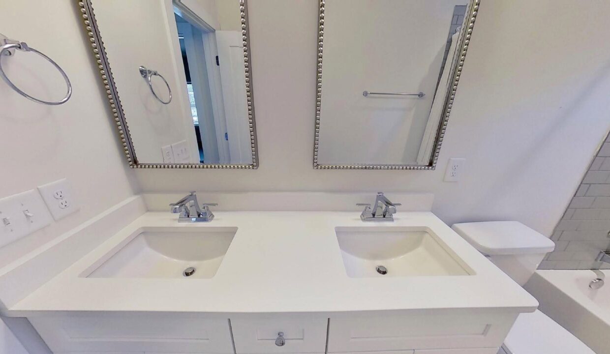 3434-Craig-Ave-Charlotte-NC-28211-33