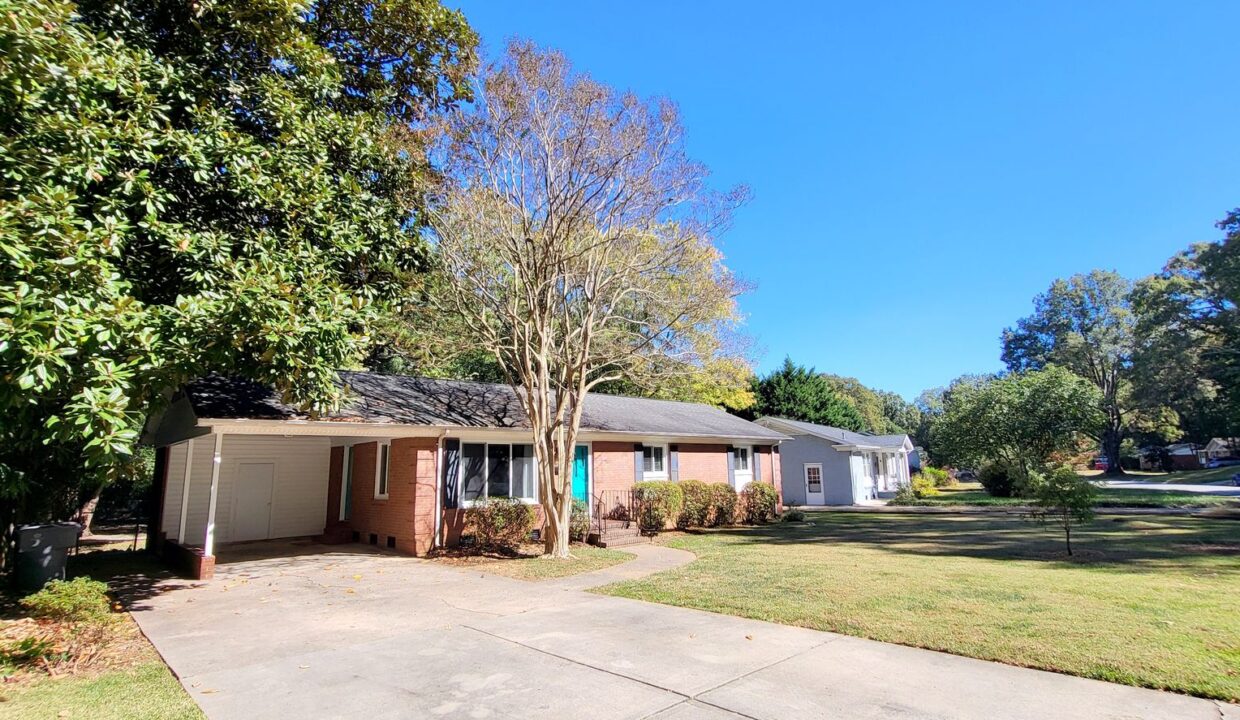 3523-Enfield-Rd-Charlotte-NC-28205-10