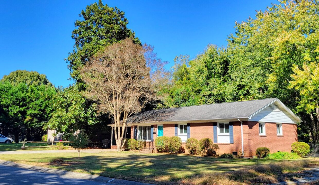 3523-Enfield-Rd-Charlotte-NC-28205-8