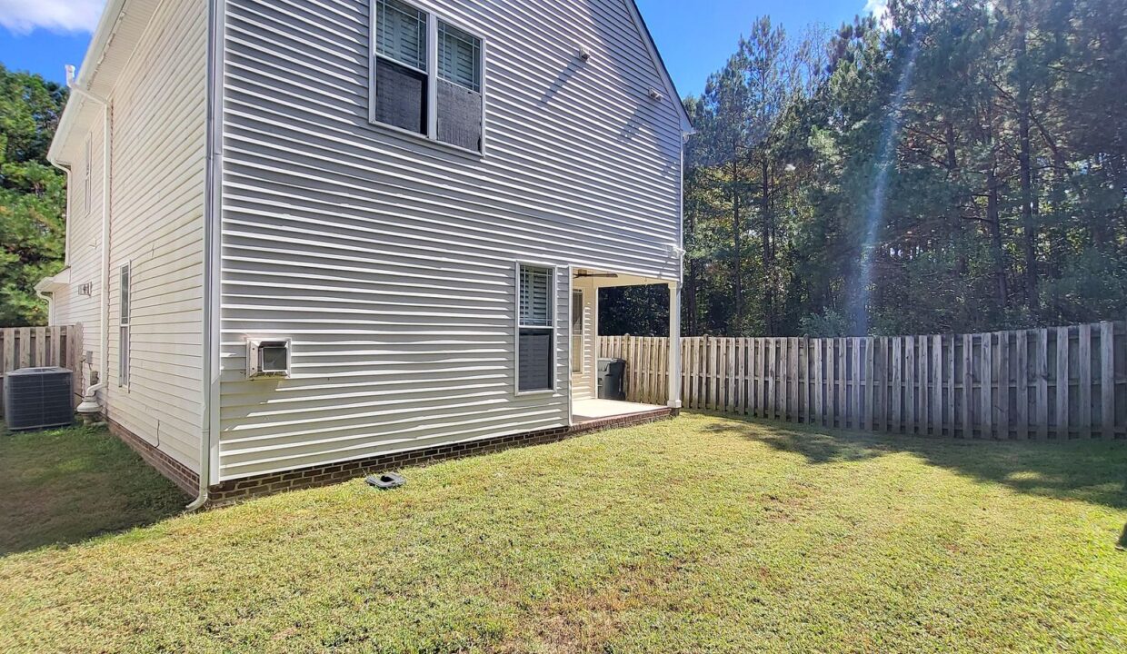 3926-Magnolia-Pond-Rd-Raleigh-NC-27610-16