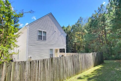 3926-Magnolia-Pond-Rd-Raleigh-NC-27610-24