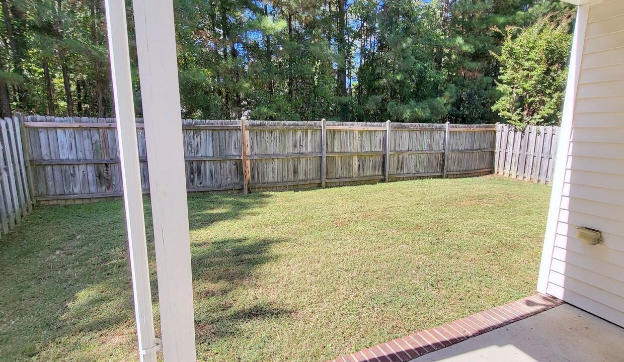 3926-Magnolia-Pond-Rd-Raleigh-NC-27610-35