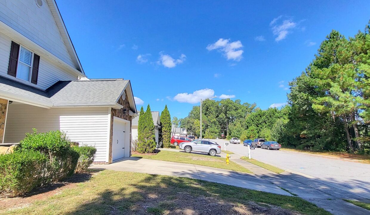 3926-Magnolia-Pond-Rd-Raleigh-NC-27610-5