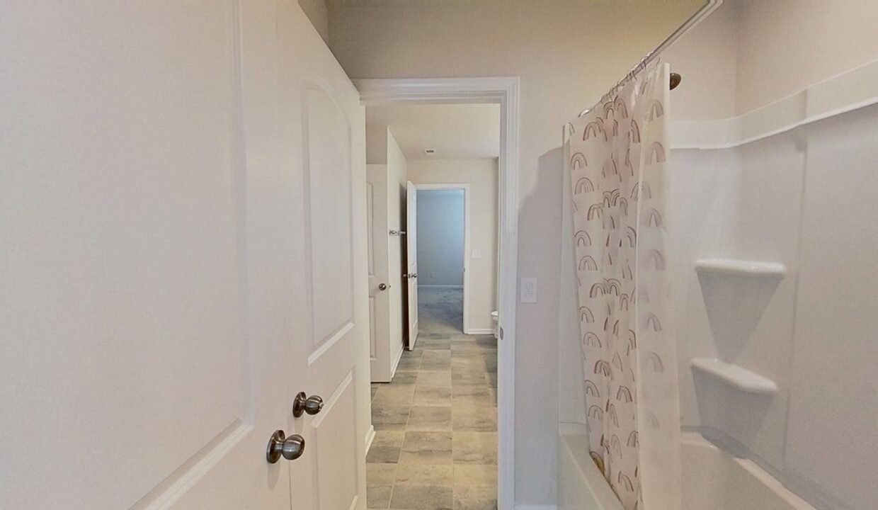 4206-Matindale-Way-Charlotte-NC-28216-19
