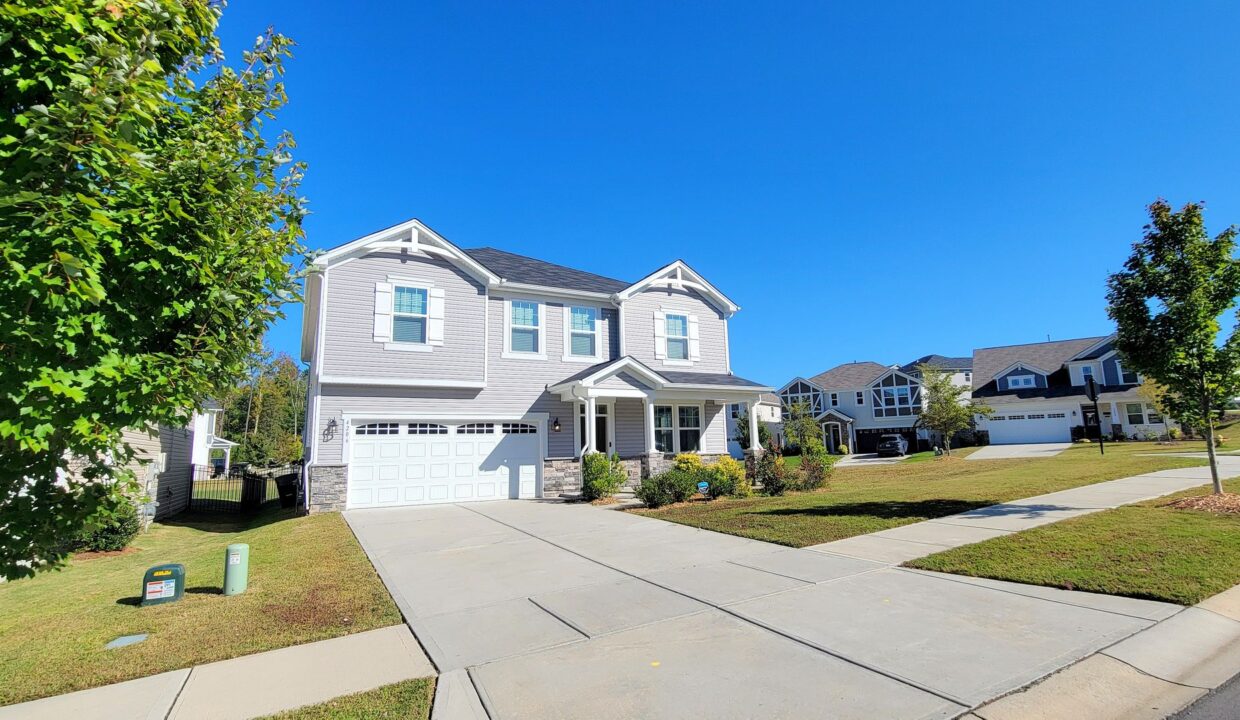 4206-Matindale-Way-Charlotte-NC-28216-3
