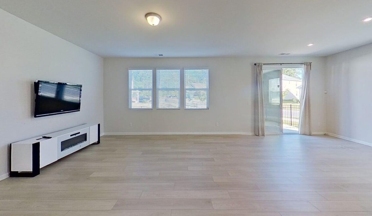 4206-Matindale-Way-Charlotte-NC-28216-7