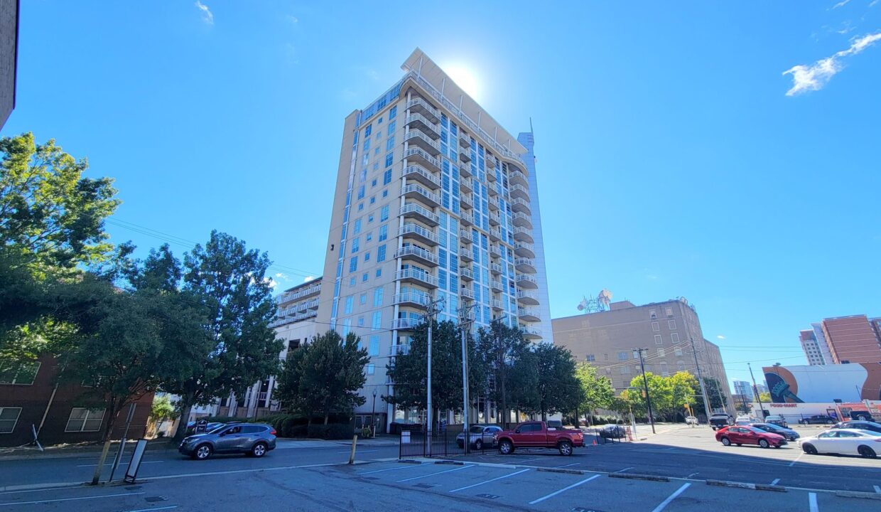 505-E-6th-St-1104-Charlotte-NC-28202-14