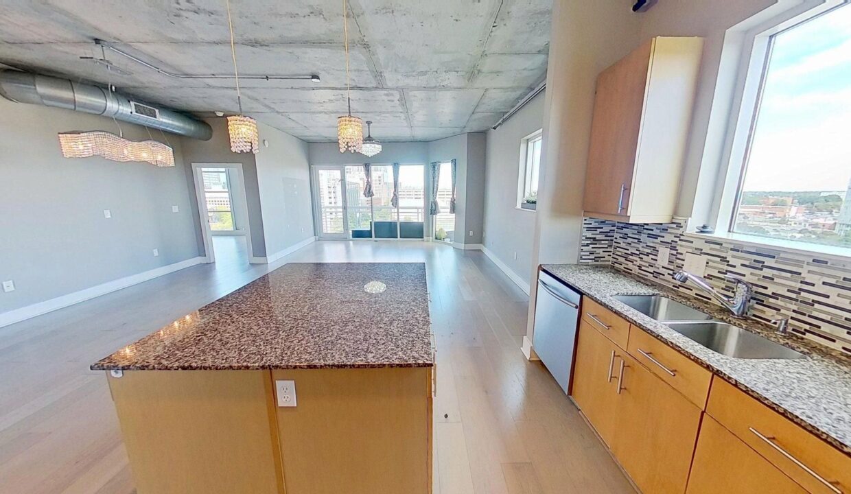505-E-6th-St-1104-Charlotte-NC-28202-25
