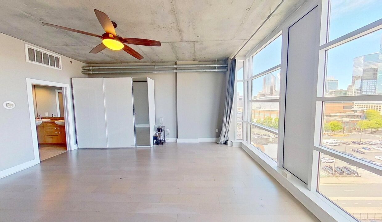 505-E-6th-St-1104-Charlotte-NC-28202-28