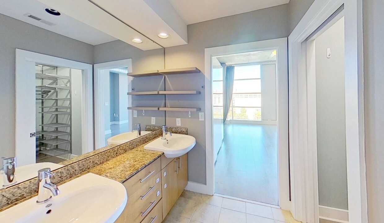 505-E-6th-St-1104-Charlotte-NC-28202-37
