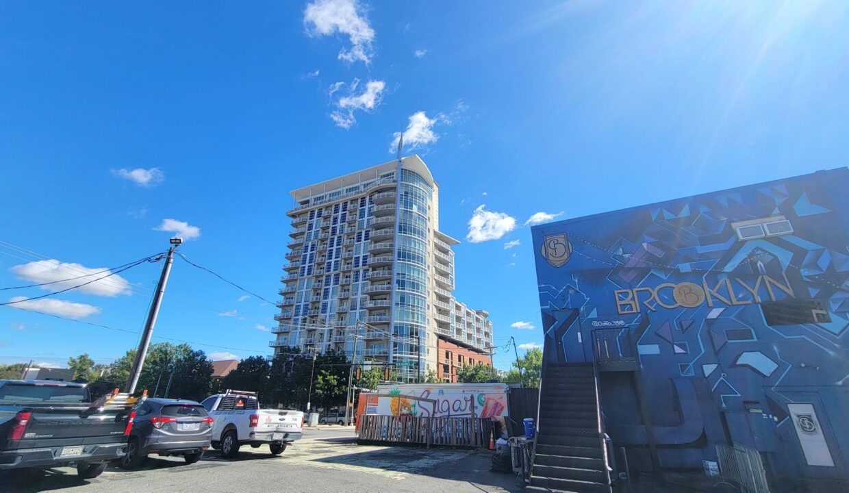 505-E-6th-St-1104-Charlotte-NC-28202-39