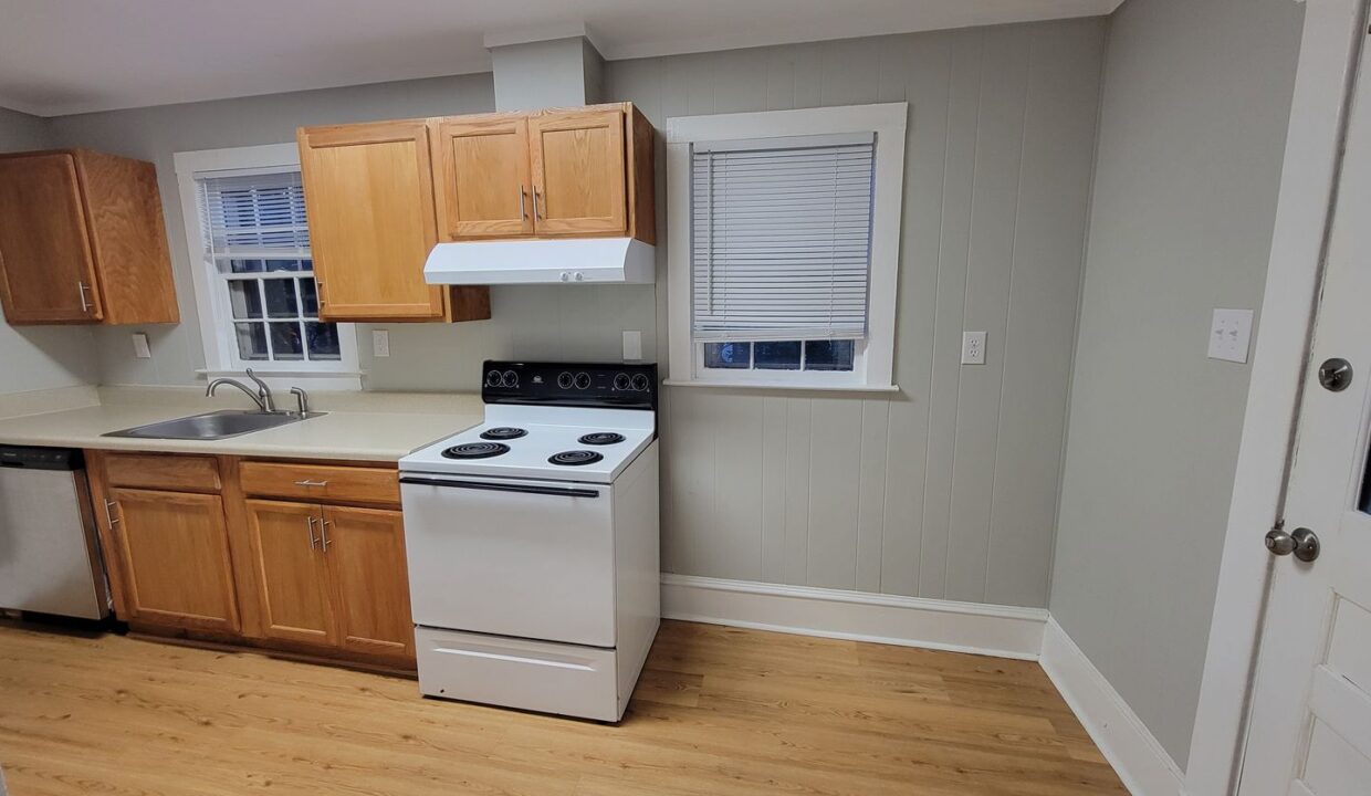 514-S-Boylan-Ave-A-Raleigh-NC-27603-13