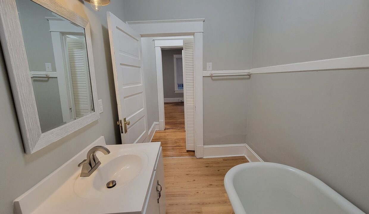 514-S-Boylan-Ave-A-Raleigh-NC-27603-9