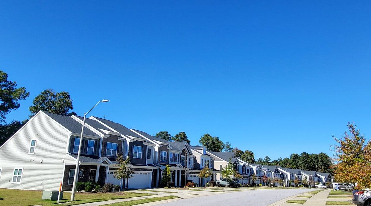 541-Barneswyck-Dr-Fuquay-Varina-NC-27526-33