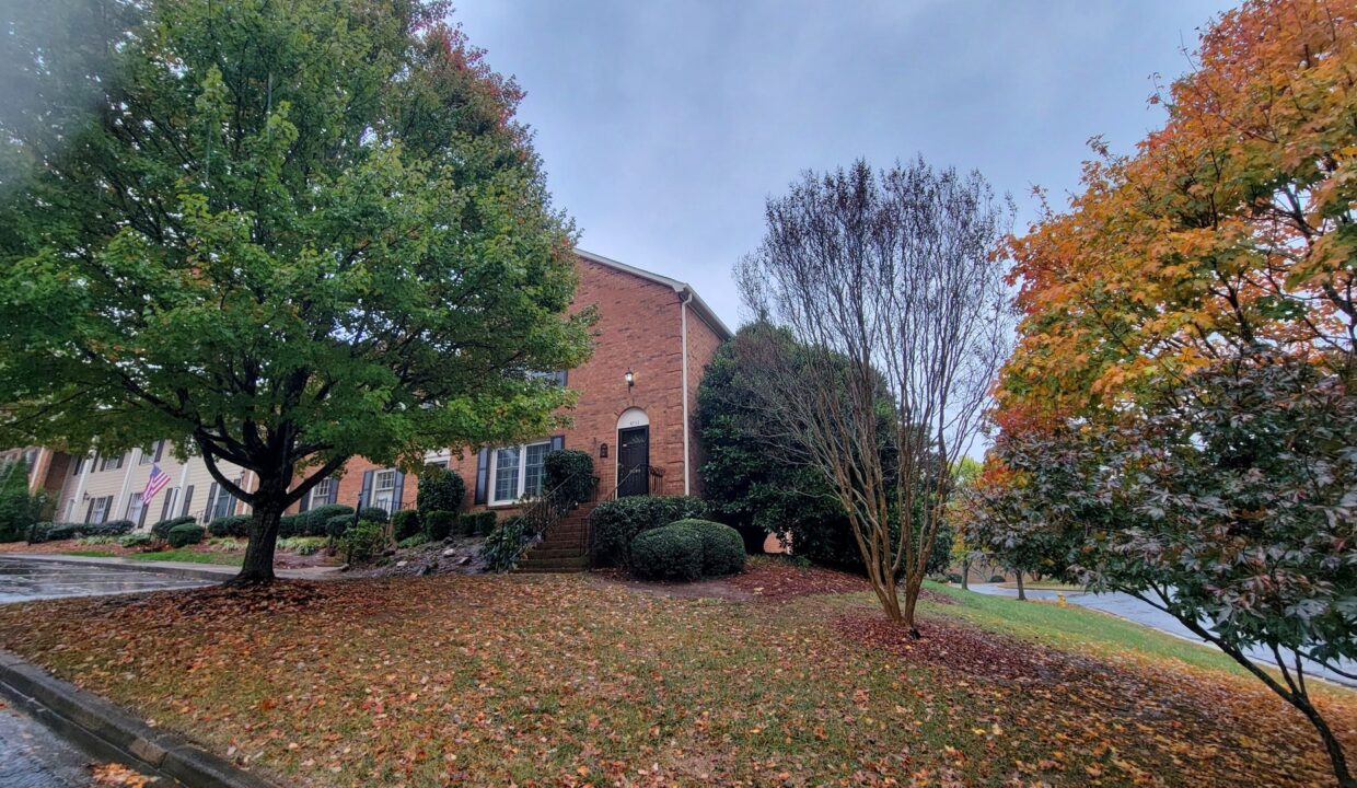 6733-Constitution-Ln-Charlotte-NC-28210-14