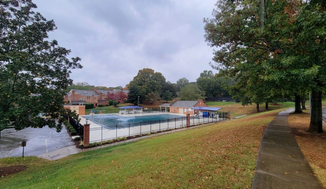 6733-Constitution-Ln-Charlotte-NC-28210-33