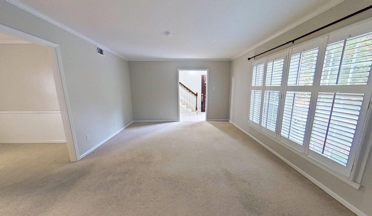 6733-Constitution-Ln-Charlotte-NC-28210-43