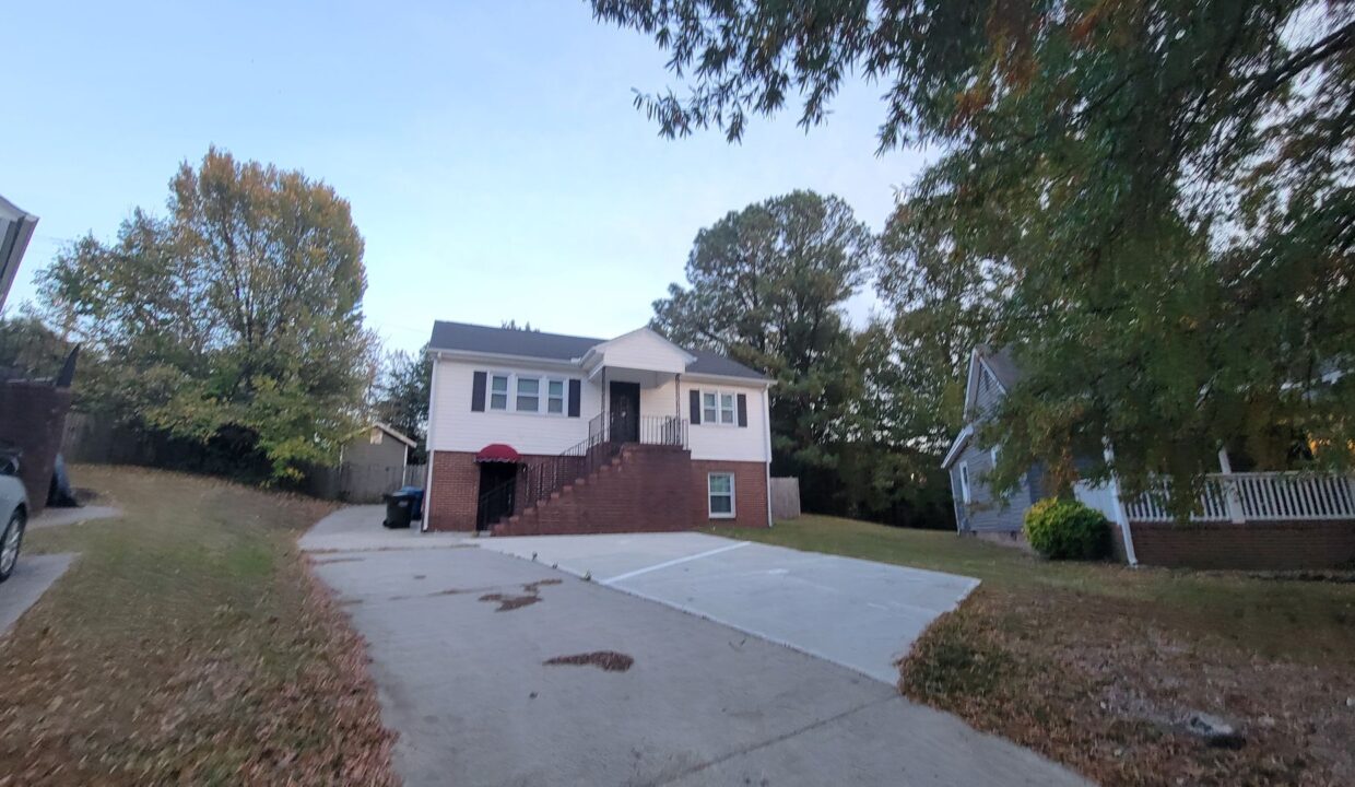7-Ratcale-Ln-A-Durham-NC-27705-14