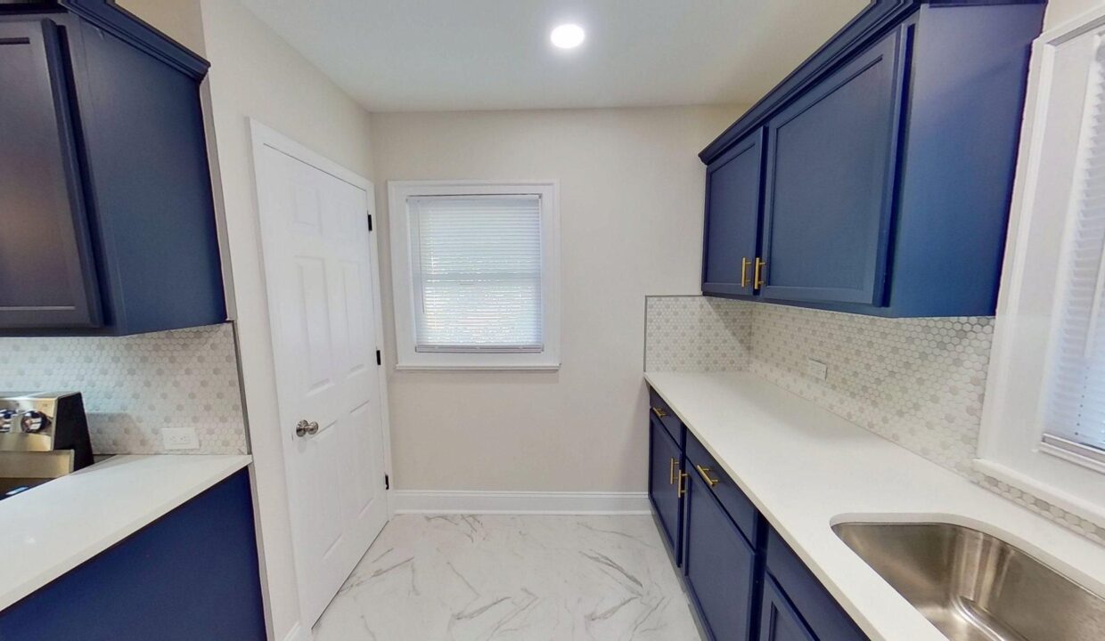 7-Ratcale-Ln-A-Durham-NC-27705-4