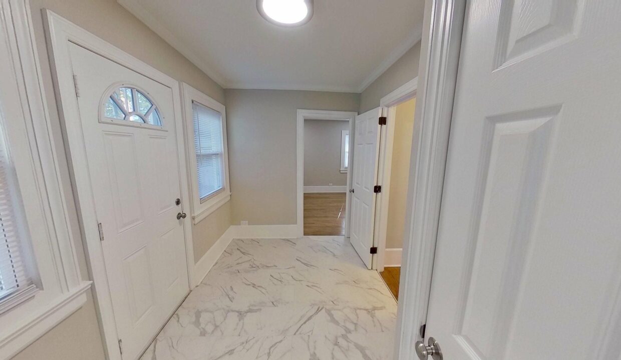 7-Ratcale-Ln-A-Durham-NC-27705-6
