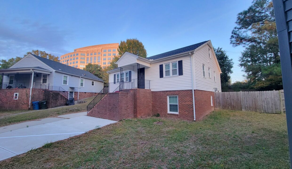 7-Ratcale-Ln-B-Durham-NC-27705-23