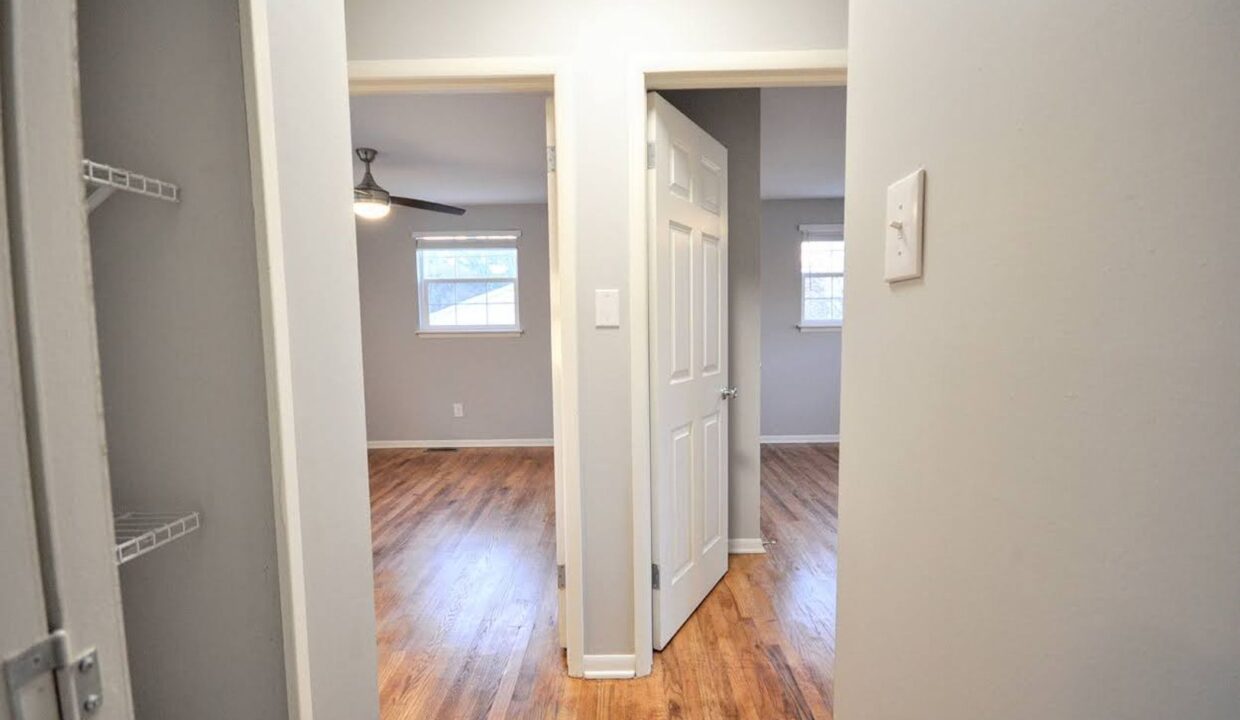 708-Hadley-Rd-Raleigh-NC-27610-12