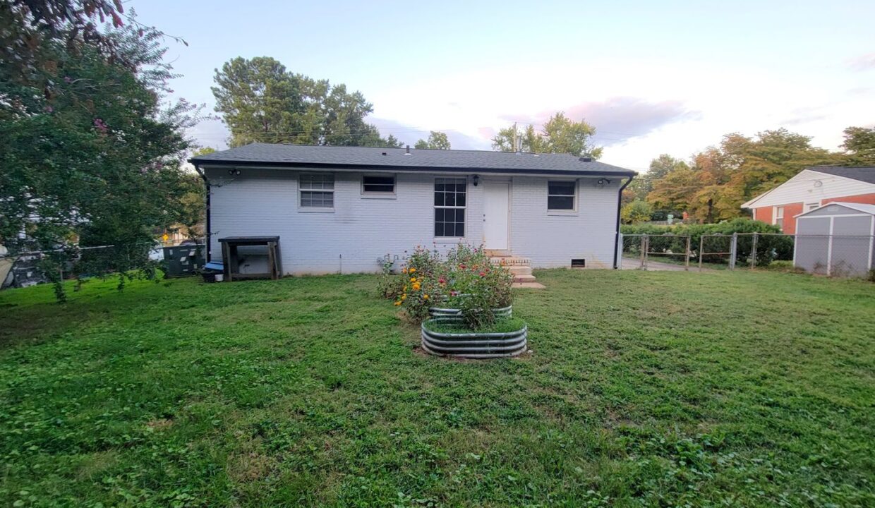 708-Hadley-Rd-Raleigh-NC-27610-8