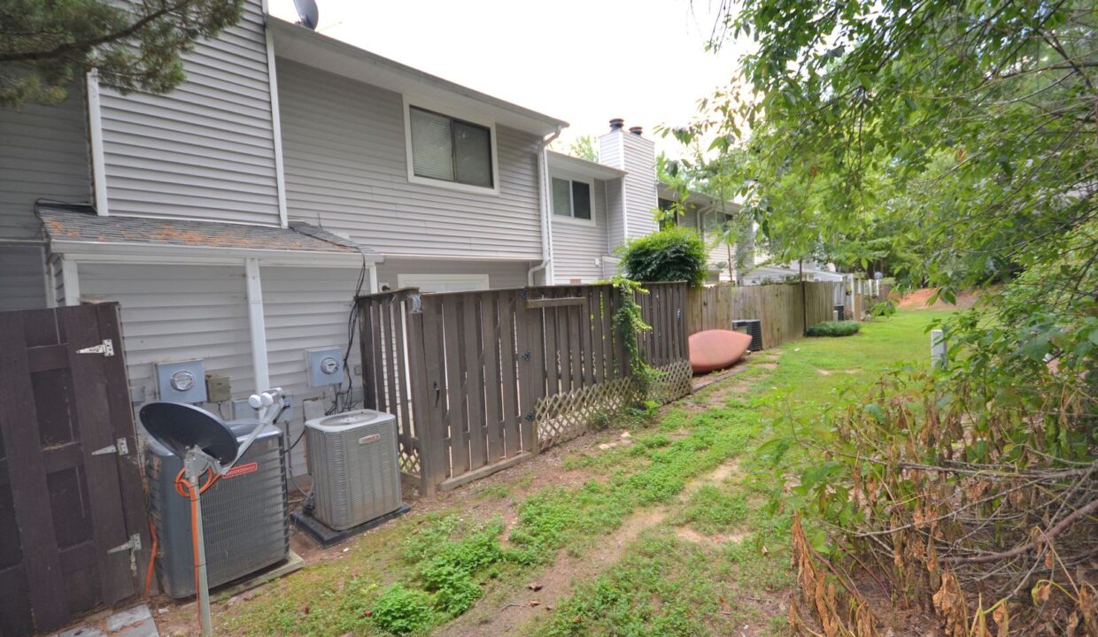 7223-Sandy-Creek-Dr-Raleigh-NC-27615-13