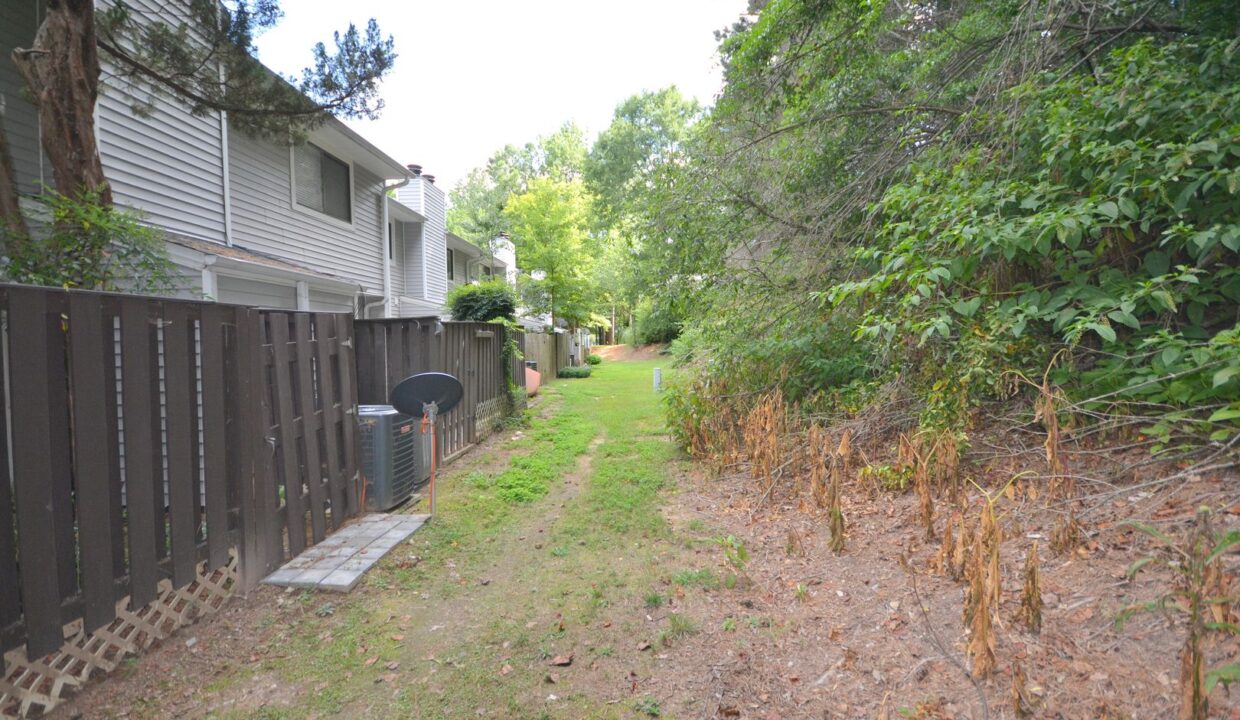 7223-Sandy-Creek-Dr-Raleigh-NC-27615-21