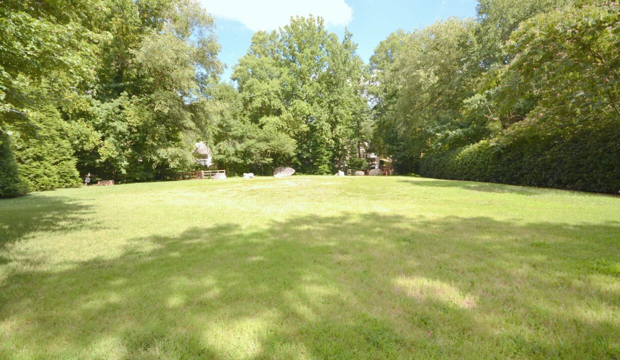7223-Sandy-Creek-Dr-Raleigh-NC-27615-23