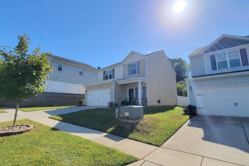 7516-Mockernut-Dr-Charlotte-NC-28215-29
