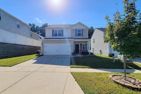 7516-Mockernut-Dr-Charlotte-NC-28215-8