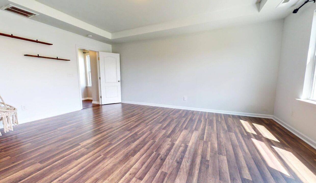 8-Hatfield-Way-Clayton-NC-27527-17