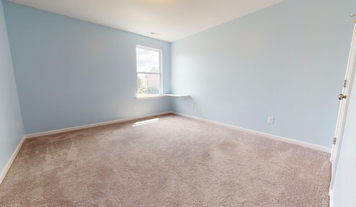 8-Hatfield-Way-Clayton-NC-27527-24
