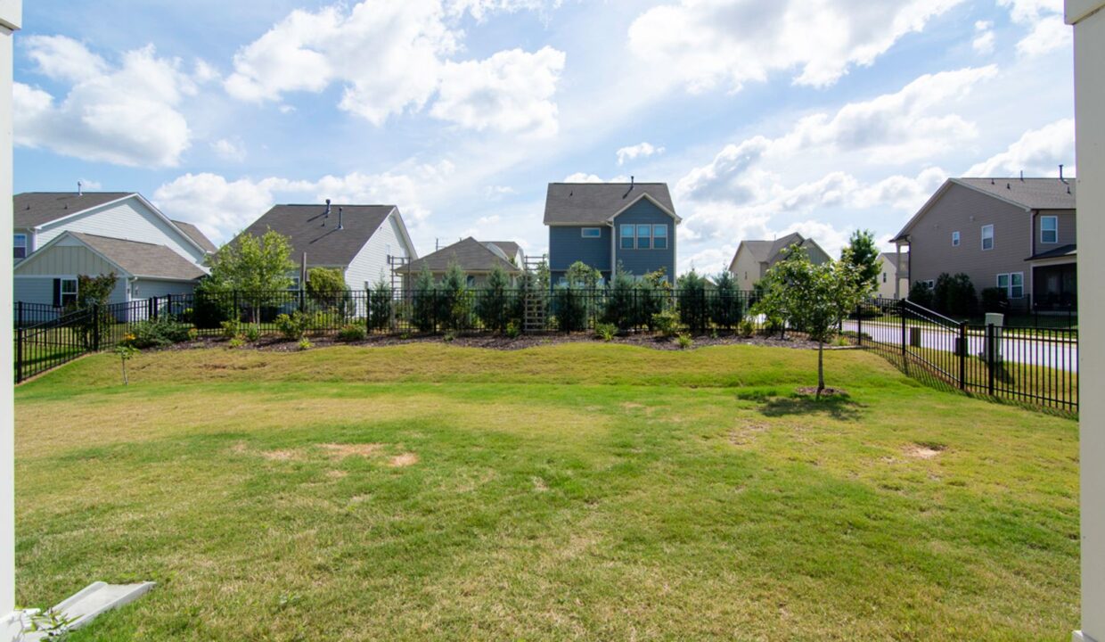 8-Hatfield-Way-Clayton-NC-27527-26