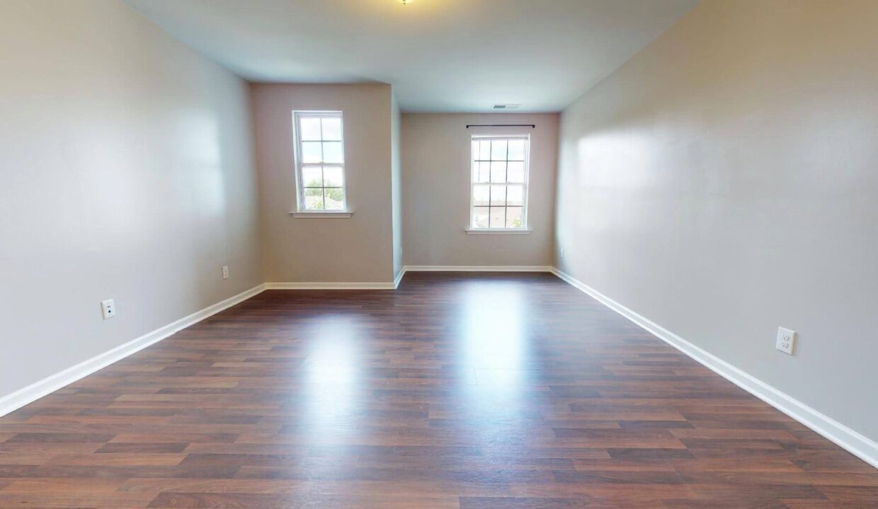 8-Hatfield-Way-Clayton-NC-27527-31