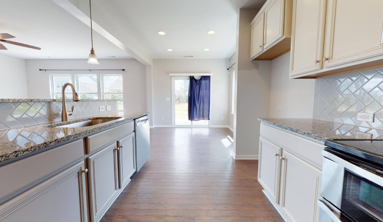 8-Hatfield-Way-Clayton-NC-27527-7