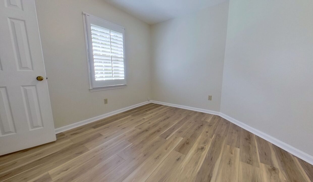 8604-Aldergate-Ct-Charlotte-NC-28210-10
